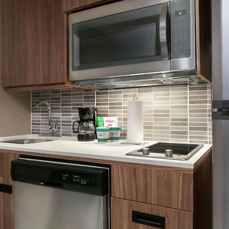 ホテル ホームウッド スイーツ バイ ヒルトン モンテレイ アポダカ Apodaca エクステリア 写真